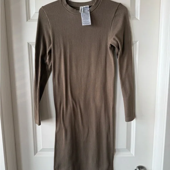 Only Taupe Ribbed Knit Top - Picture 1 of 3